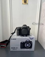 Cámara réflex digital Canon EOS 5D Mark IV de 30,4 MP - Negra